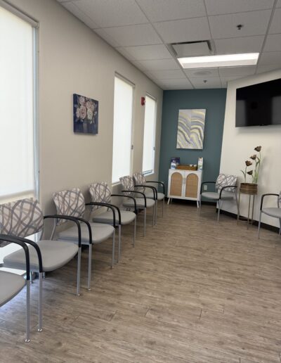 express care medical group reception area